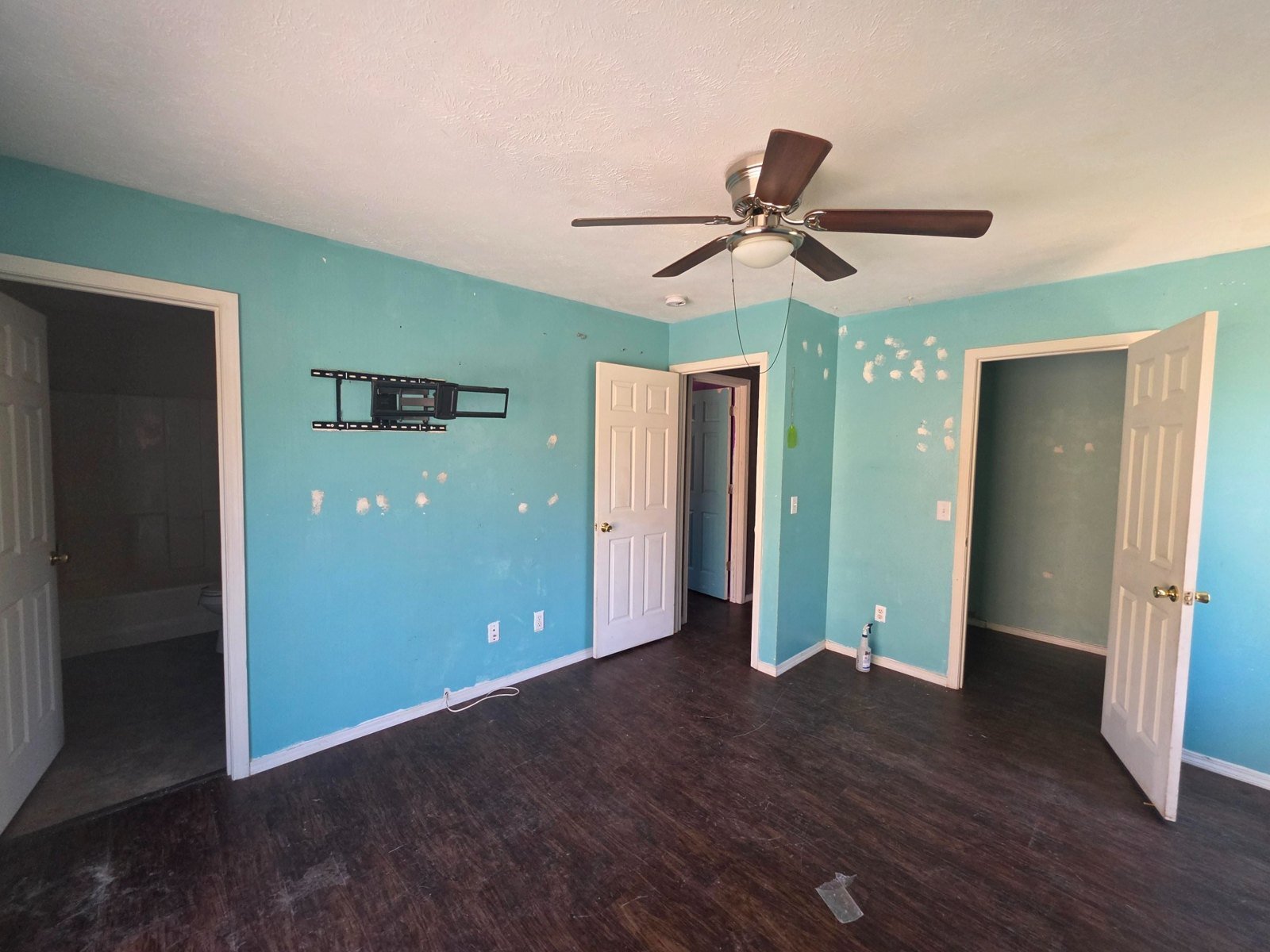 Living Space before renovation